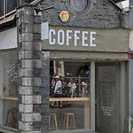 Luxury 3-bed In The Heart Of 앰블사이드