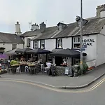 아파트 Luxury 3-bed In The Heart Of