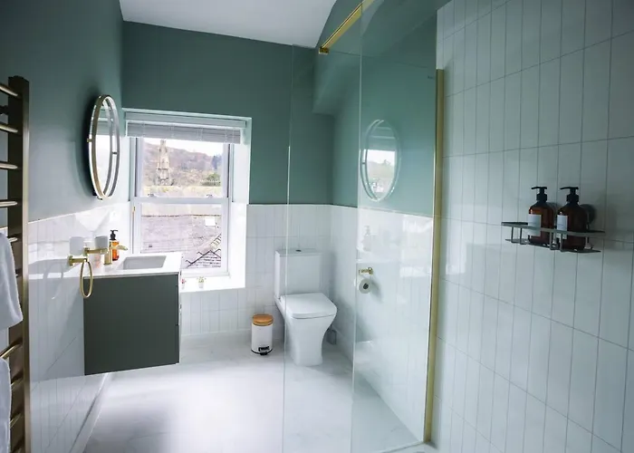 Luxury 3-bed In The Heart Of