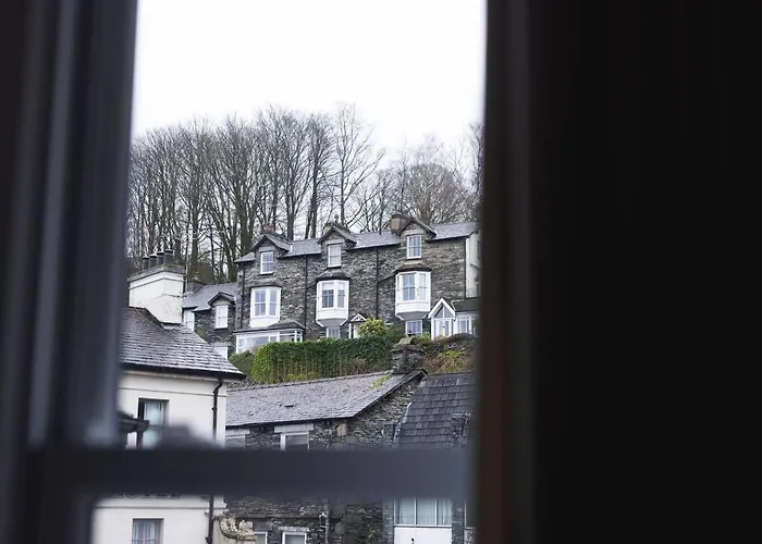 Luxury 3-bed In The Heart Of Apartment *